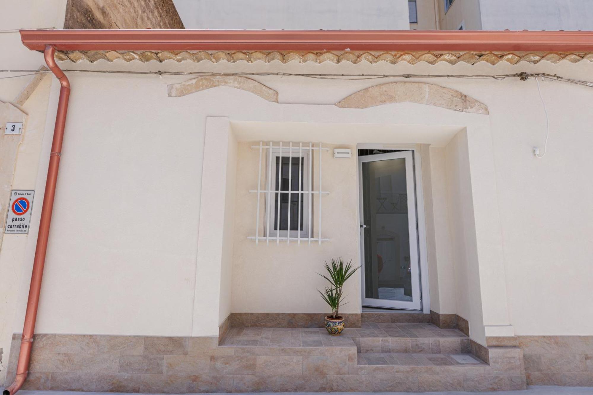 Al Cortiletto Villa Avola Bagian luar foto